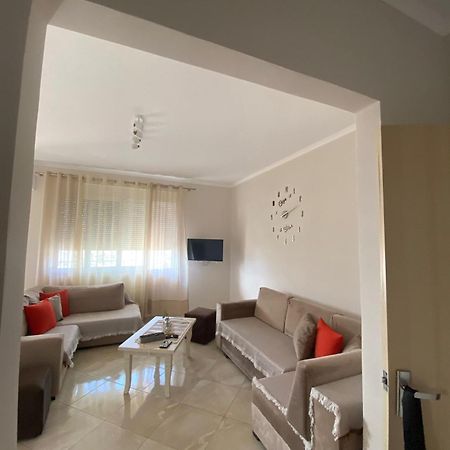 Melina House Appartement Sarandë Buitenkant foto