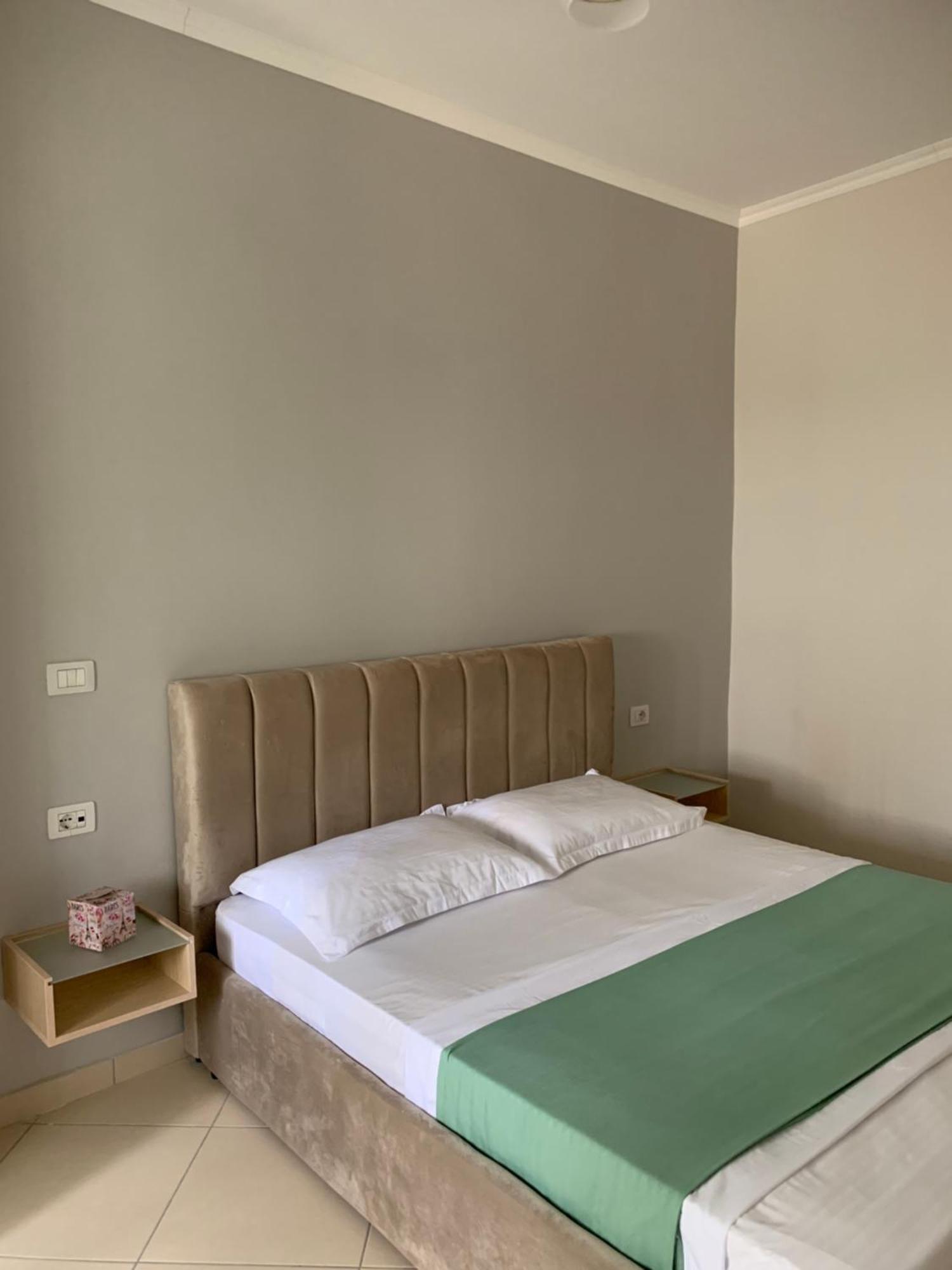 Melina House Appartement Sarandë Buitenkant foto